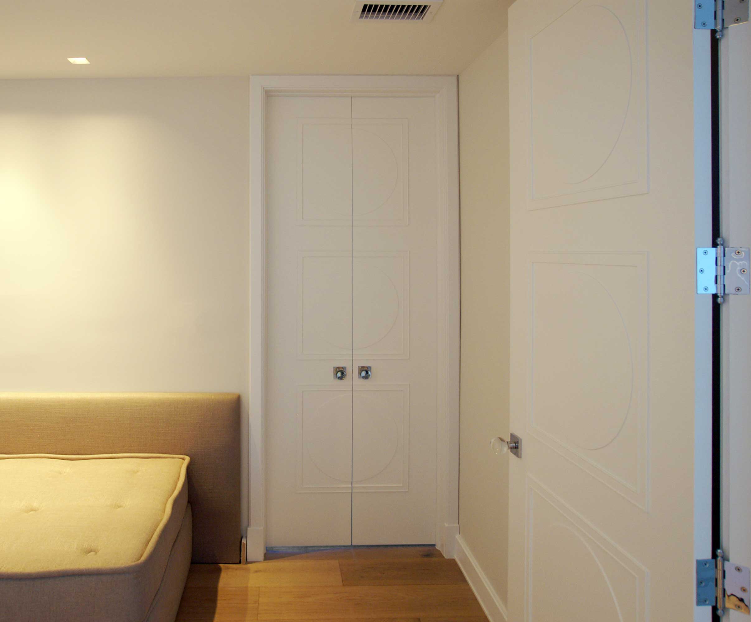 16-001_bedroom_doors